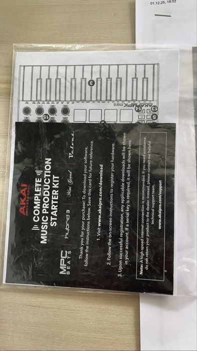 AKAI Professional MPK mini MIDI-клавиатура