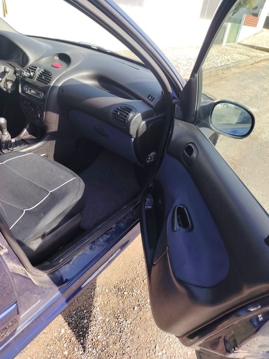 Peugeot 206 de 2000 vendo/troca por mota