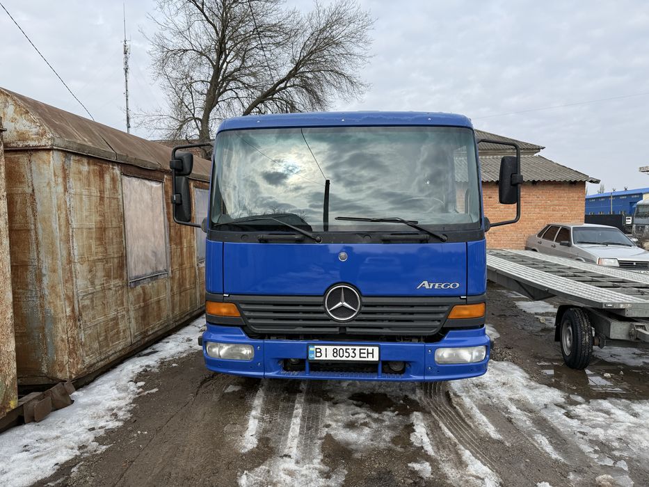 Мерседес атего, євакуатор, автовоз