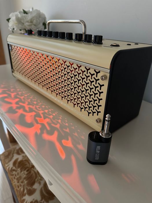Yamaha thrii 30 wireless + line6 g10TII Novos!!