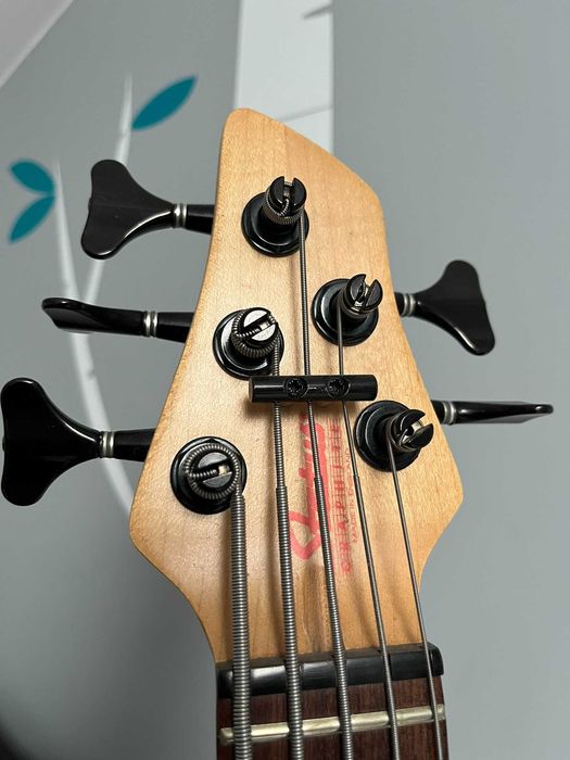 Gitara basowa Status Graphite Eclipse 5 UK