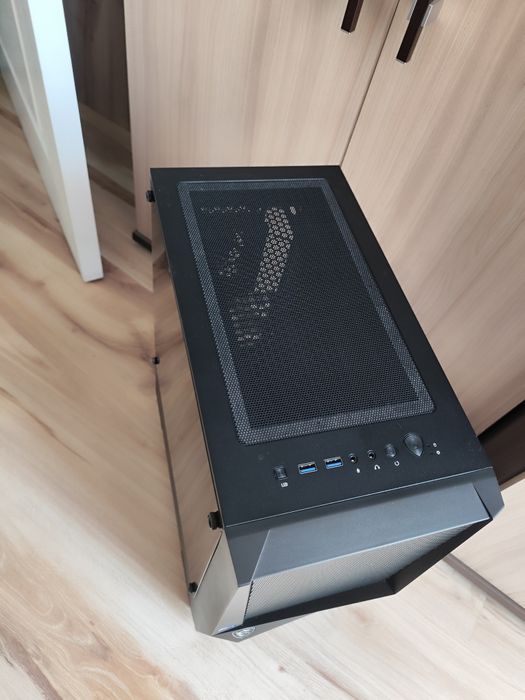 Obudowa MSI Mag 100M nowa