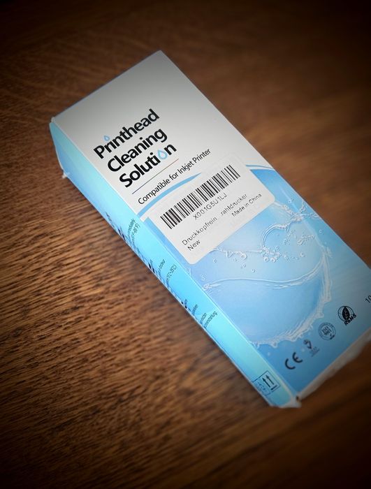 Płyn do udrażniania głowic drukarek.