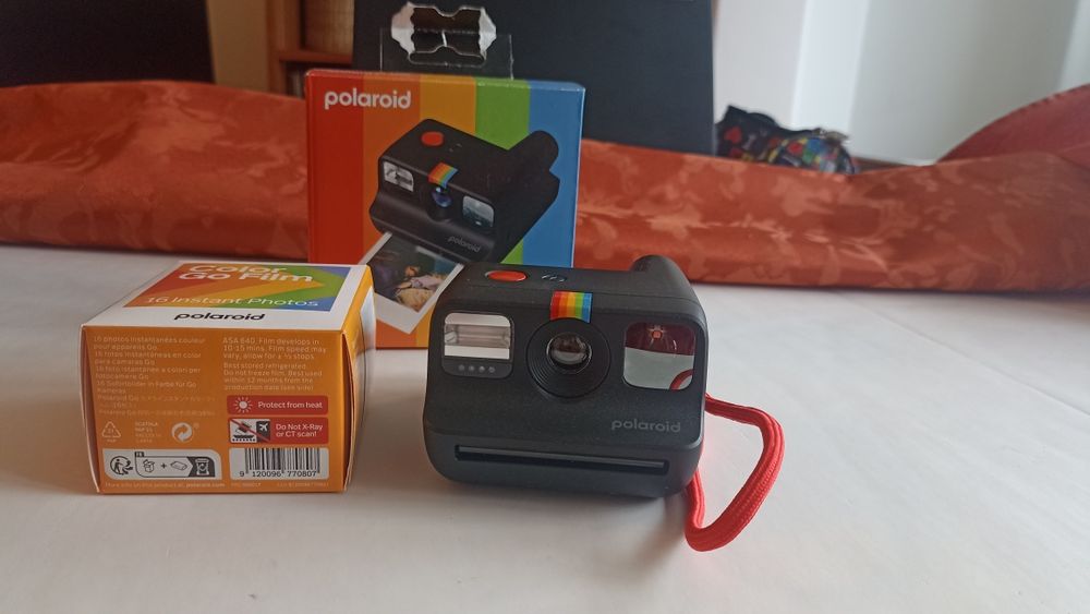 Polaroid Generation 2 - 2 câmeras como NOVAS