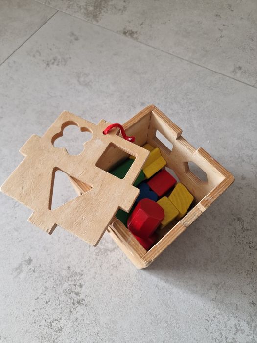 Zestaw zabawek puzzle, sorter, układanka