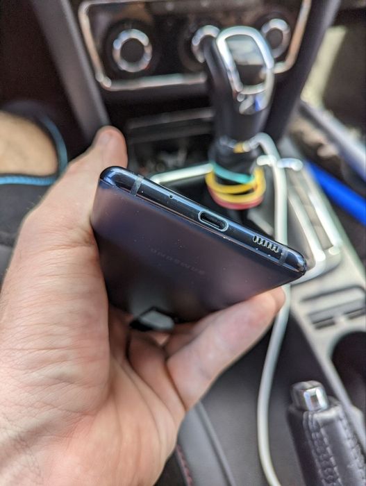 Samsung s20fe 5G 6/128 Snapdragon Американець