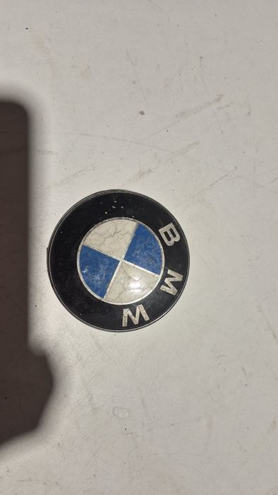 Emblemat maski do BMW E60