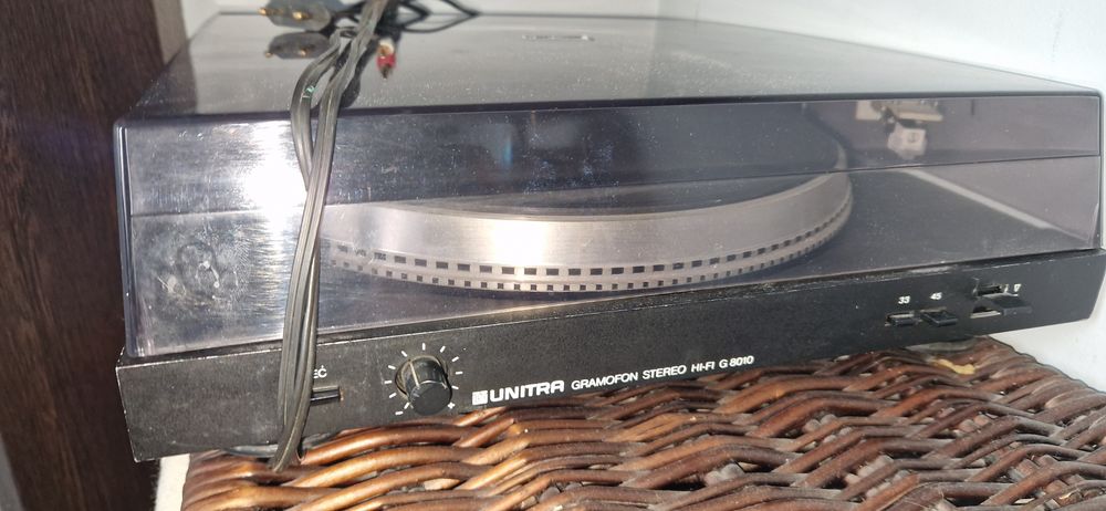 Gramofon unitra stereo  G 8010