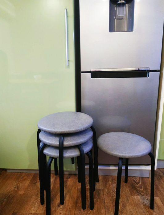 НовыЕ кухонные табуреты / стулья / сидушки - для дома,кафе,баров