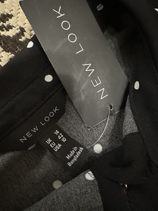 Стильна жіноча сукня