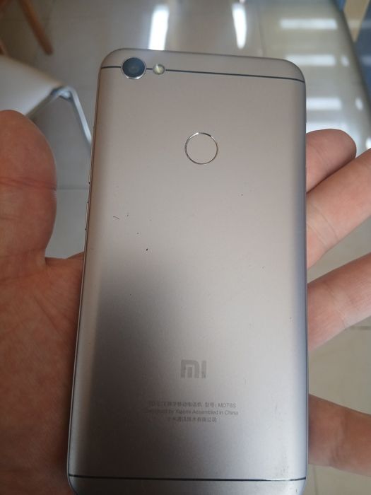 Смартфон Xiaomi mi