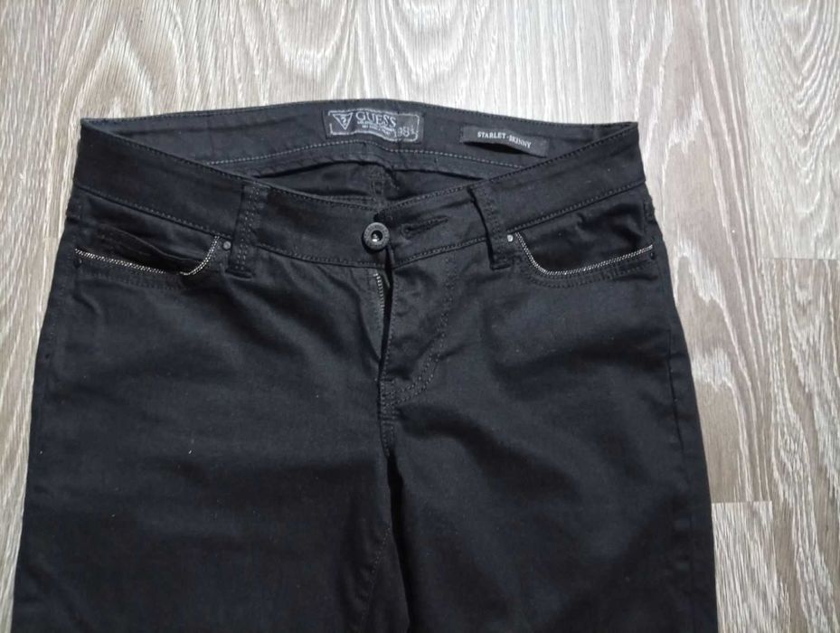 Guess женские скинни джинсы