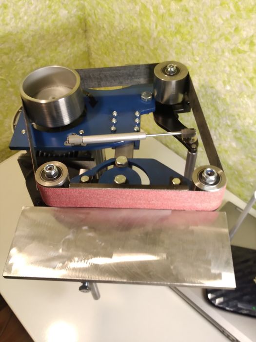 Гріндер стрічковий