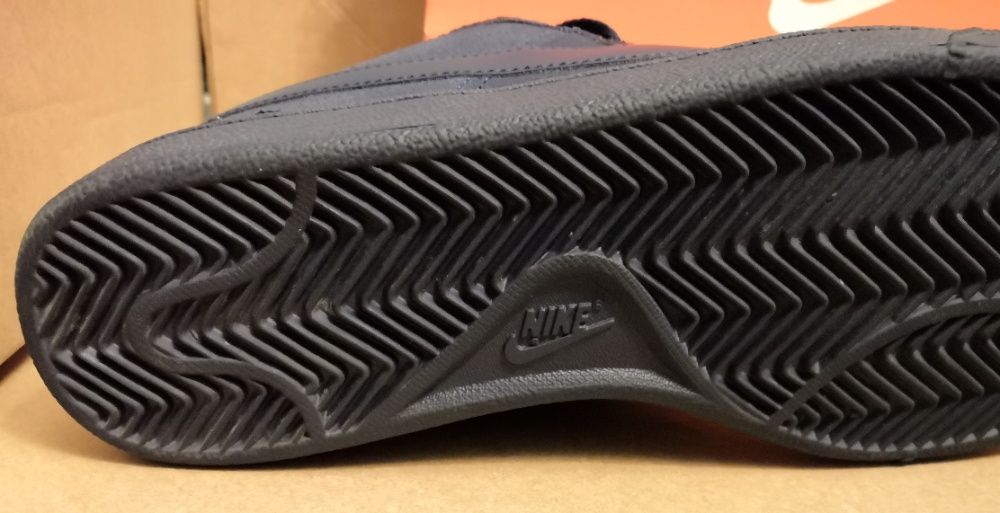 Nike Court Royale em Azul (Novas e originais)