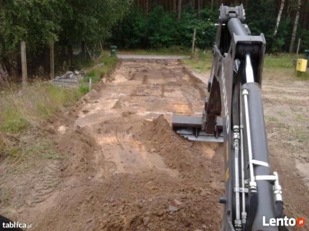 KOPARKA Utwardzanie PLACÓW dróg Transport KAMIEŃ ubijanie WYBURZENIA