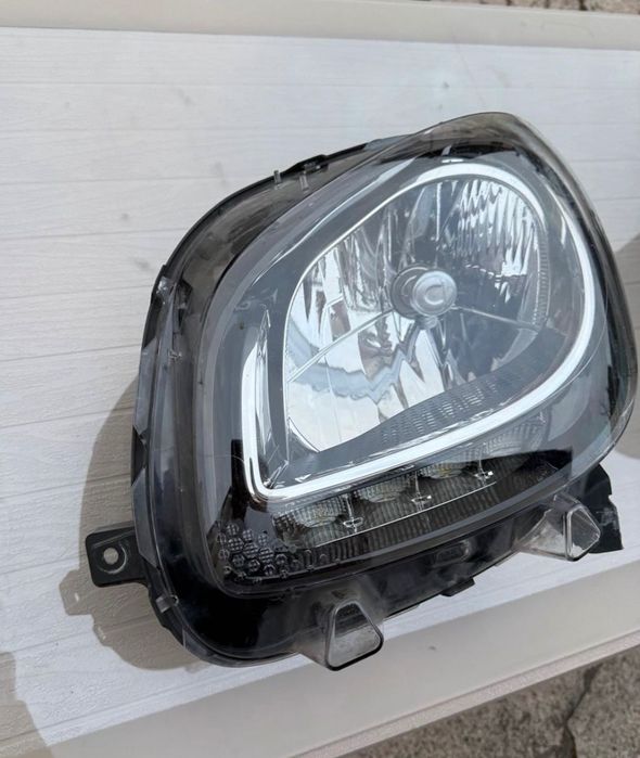 Фара ліва Smart 453