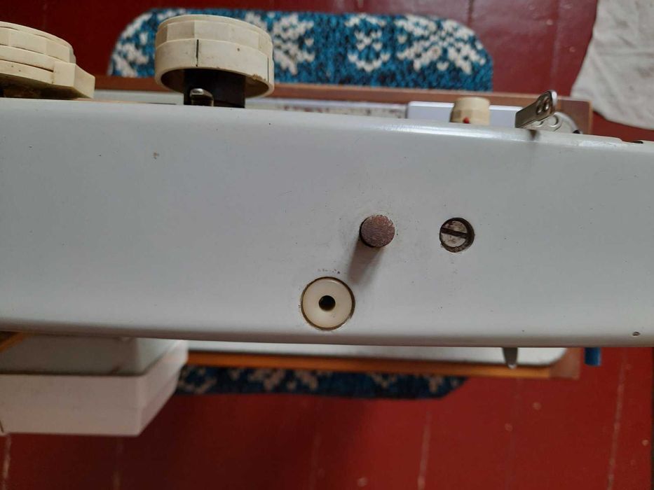 Швейная машина Подольск 142