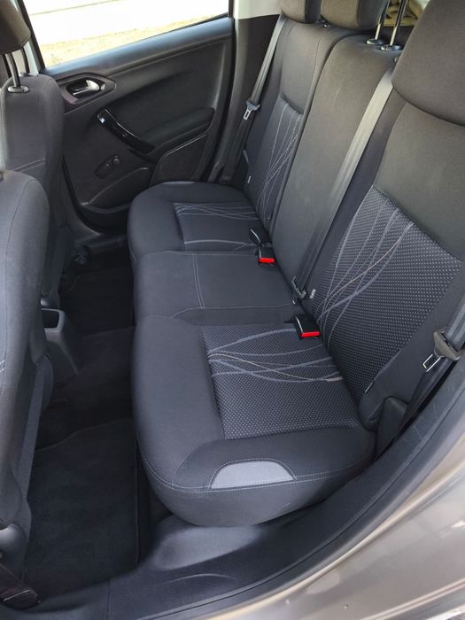Peugeot 208 1.4 Hdi