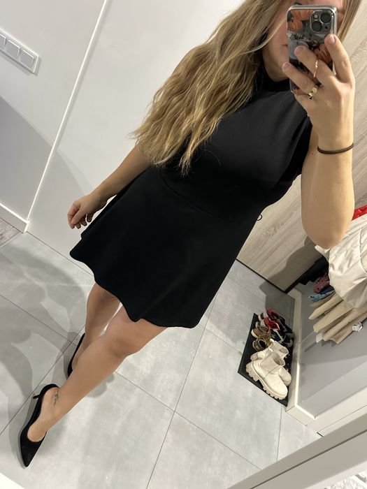 Sukienka mala czarna 46