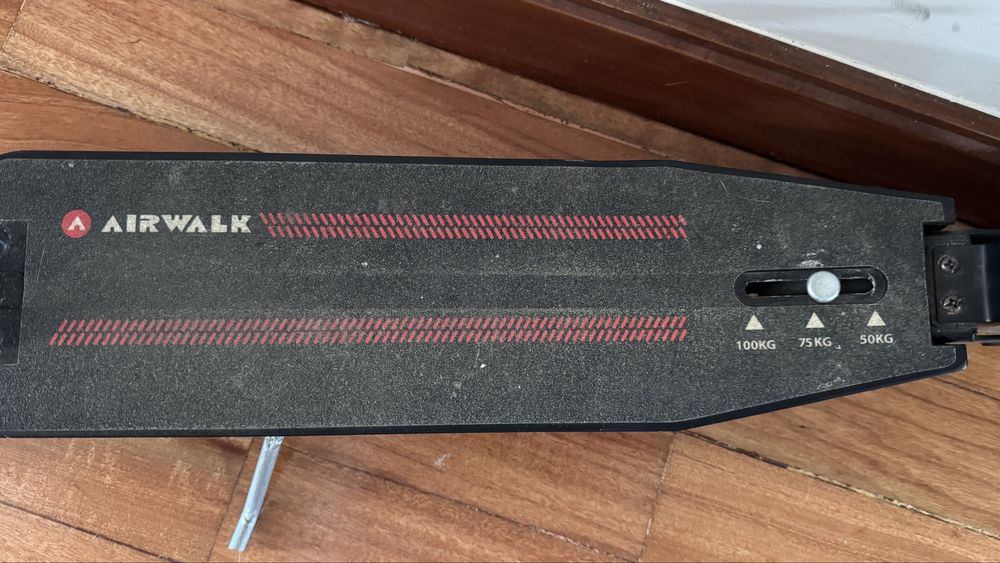 Trotinete Airwalk (até 100kg)