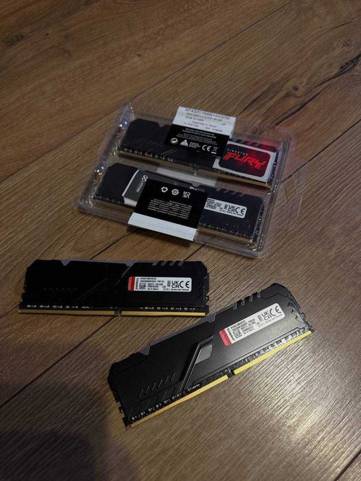 ОЗП Kingston DDR4 32GB (2x16GB) 3200Mhz FURY Beast RGB Black