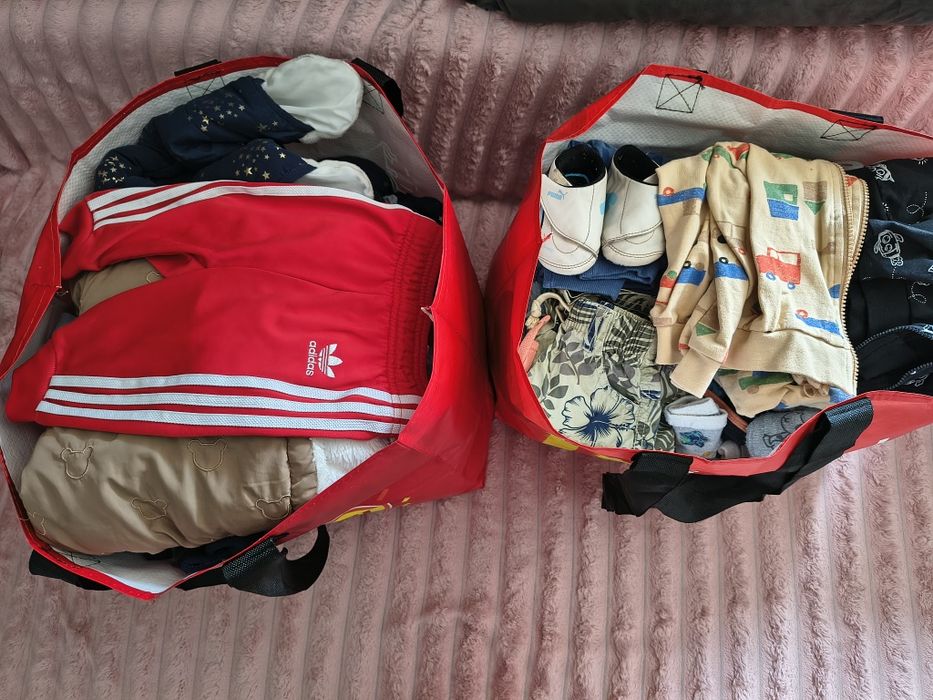 Ubranka chłopięce rozmiar 74