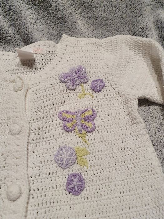 Biały sweterek na guziki H&M, rozm.80