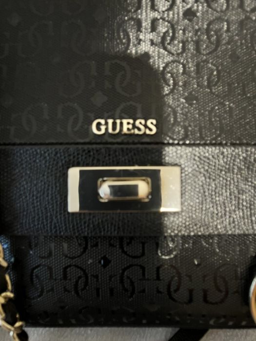 сумочка кросбоді Guess