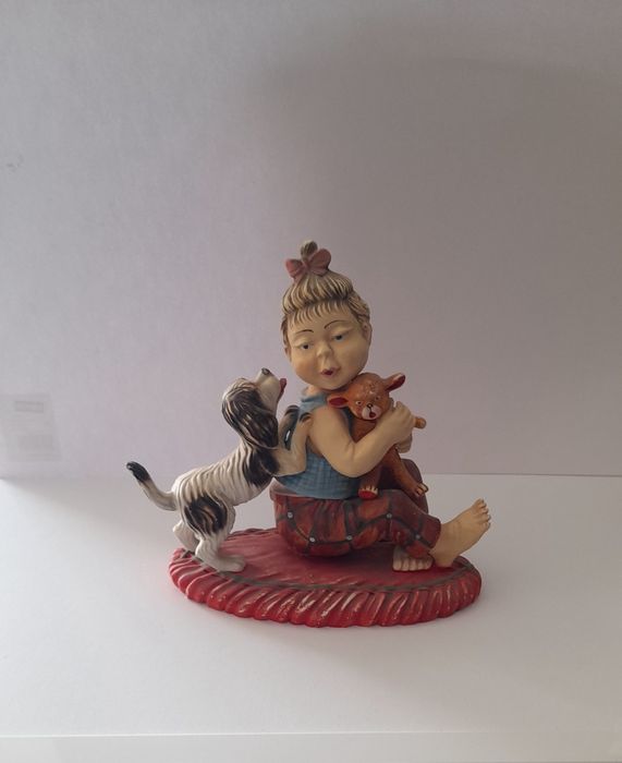 Peça decorativa menina