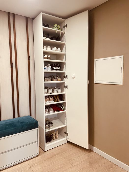 Sapateira espelhada nova IKEA