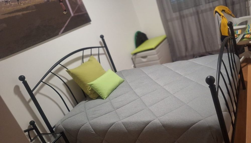 Vendo quarto completo