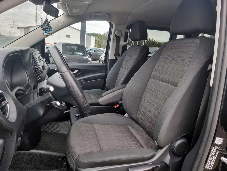 Mercedes-Benz Vito Tourer 114 - 8 lugares - Baixos Km - Ilha da Madeira