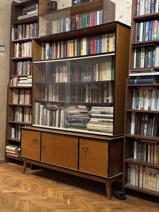 Набор книг , большая библиотека