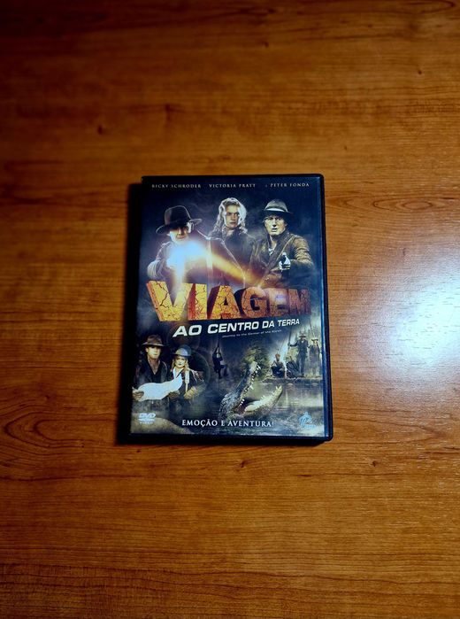 VIAGEM AO CENTRO DA TERRA (Rick Shroder/Victoria Pratt/Peter Fonda)