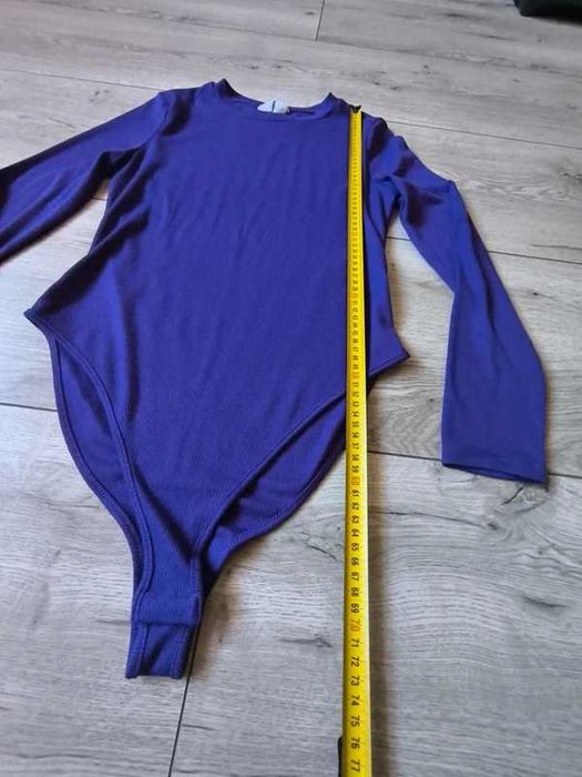 Prążkowane body damskie.Primark