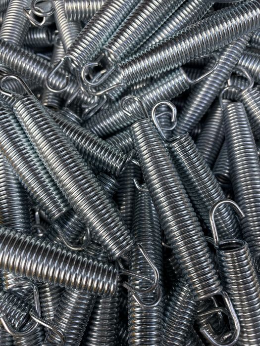 Sprężyny do trampoliny