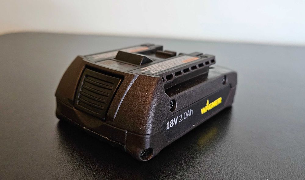 Акумуляторна батарея Bosch 18V 2.0 Ah Professional. Оригінал