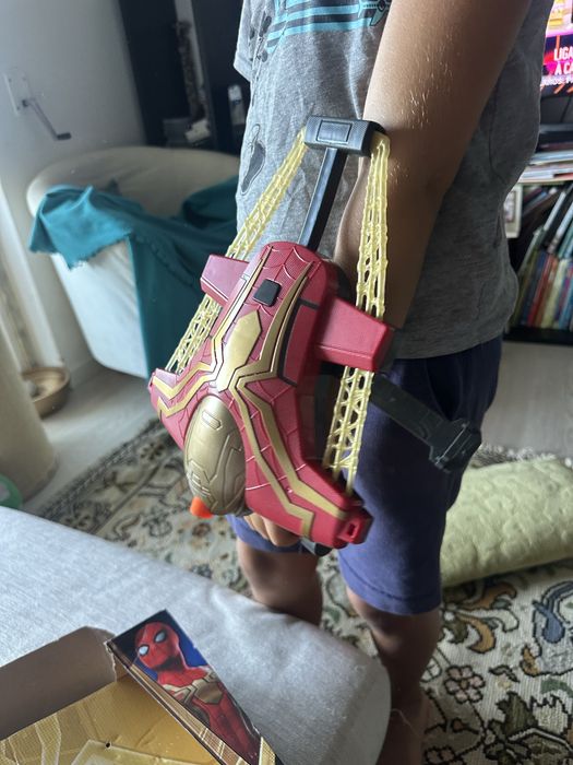 Spider man nerf blaster