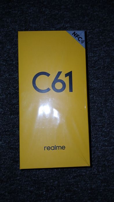 Продам телефон realme C61.