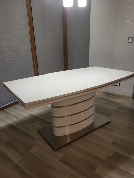 Stół rozkładany nowoczesny