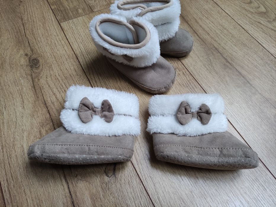 Ciepłe buciki, niechodki dla bliźniaczek, roz.18-19