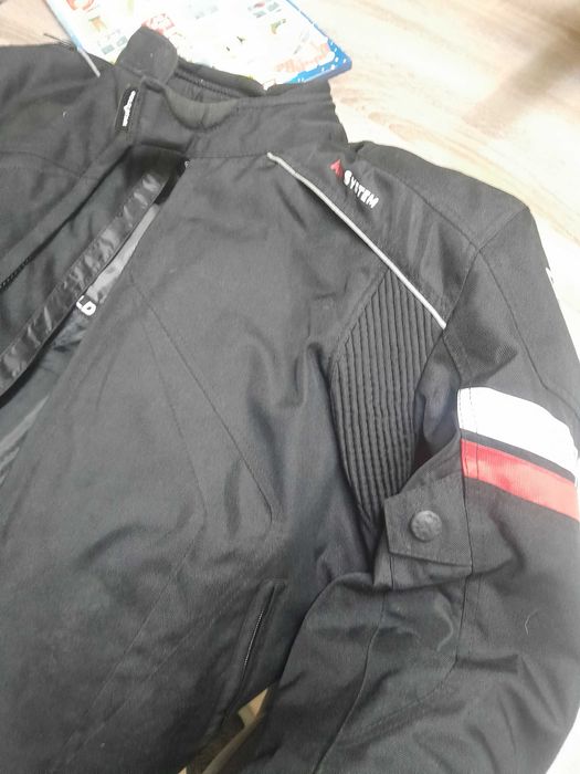 Casaco e botas de mota