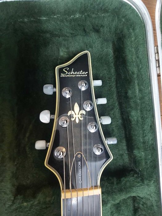 Guitarra Schecter C-7 Custom