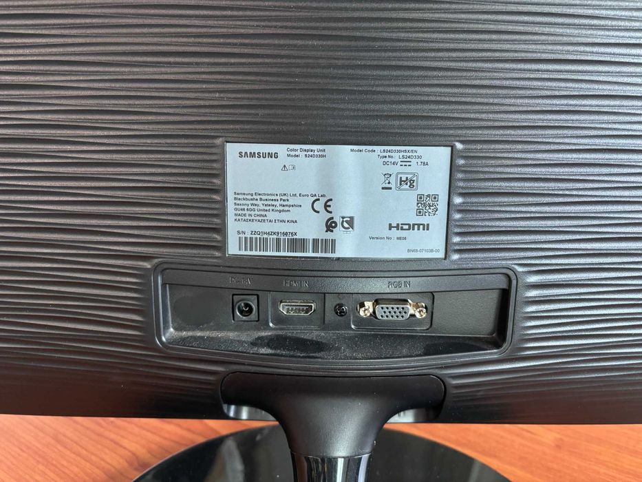 Monitor Samsung 24” LED S24D330 – Em ótimo estado