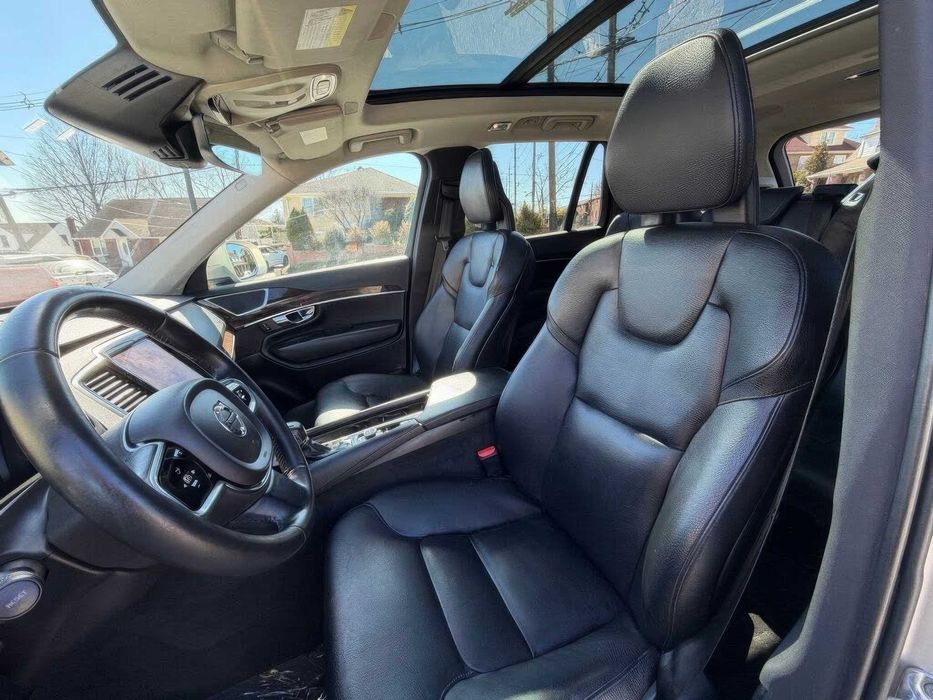 Volvo XC90 T6 Momentum      2017