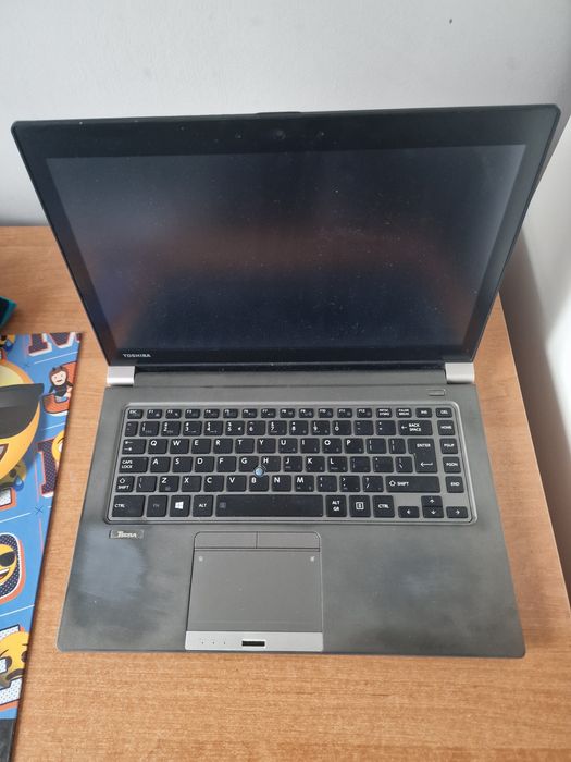 Toshiba teraz z40t