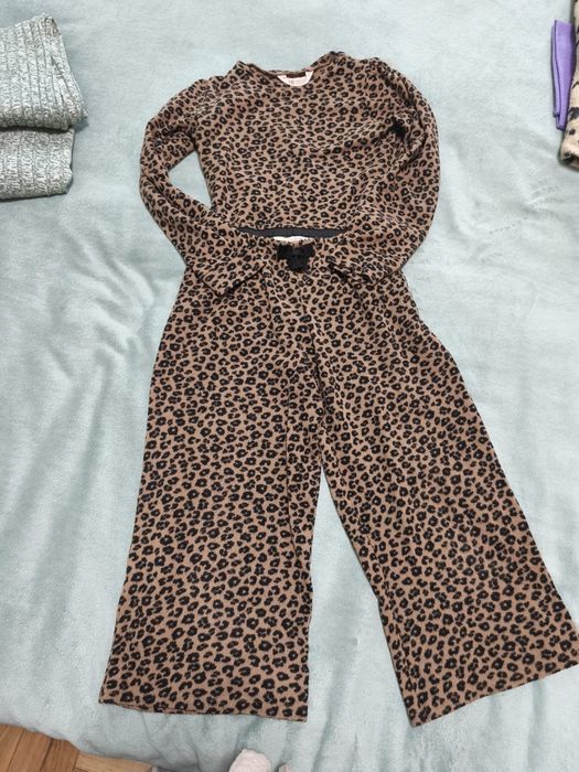 Костюм h&m 8-10 років