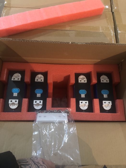 Акумулятор LiFePO4 EVE MB31 314Ah 3.2V Дата 15.10.2025