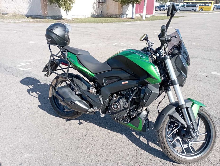 мотоцикл Bajaj Dominar D400 2020