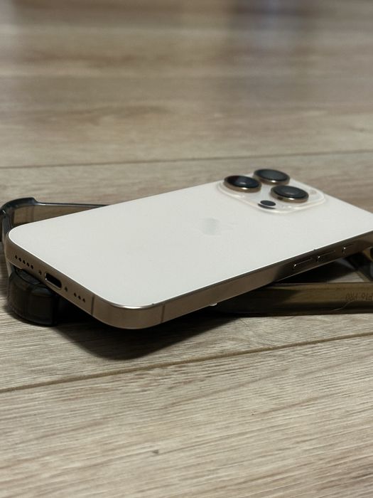 Iphone 16 pro 89% kondycji baterii eSim